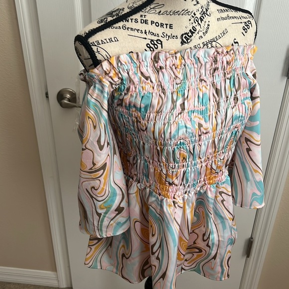 Chenault Smocked Swirl Print Top Flutter Sleeve‎ Blouse Bohemian Chic Size L - Picture 8 of 8